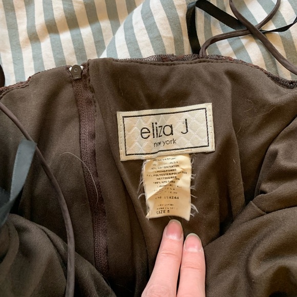 Burgundy vintage lace Eliza J cocktail dress - Picture 6 of 6